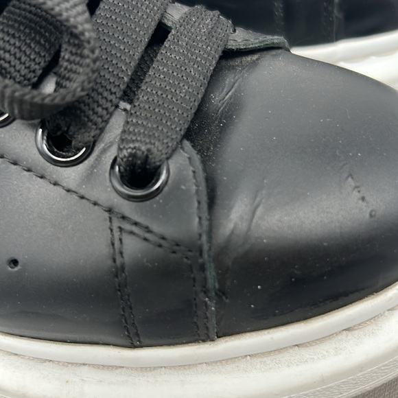 Alexander McQueen “Larry” Sneaker black/white - Picture 3 of 9